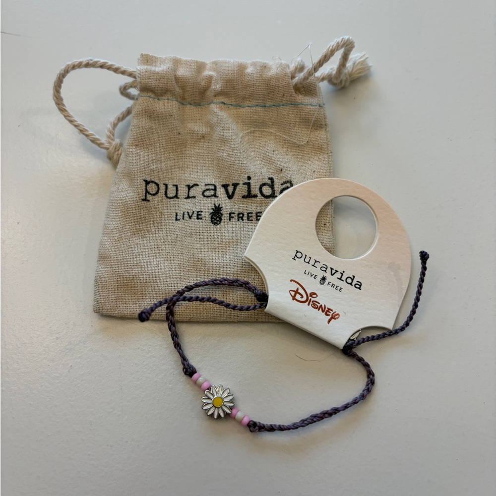 Disney Pura Vida Daisy Duck Bracelet NWT!! Retired